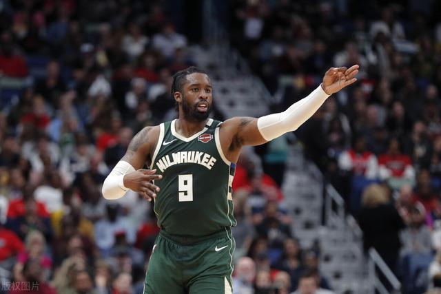 拉菲尼亚本赛季创造44次机会，五大联赛最多